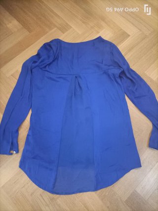 Camisa Bershka azul con cremallera