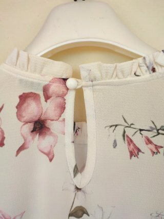 Camicia fantasia floreale con rouches
