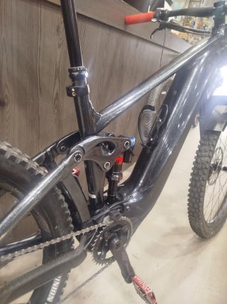 Bicicleta Eléctrica Giant Reign Talla M