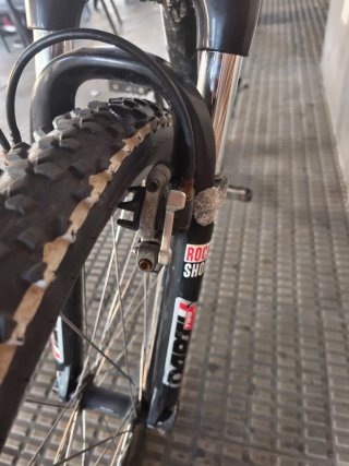 Bicicleta Cube Acid Negra