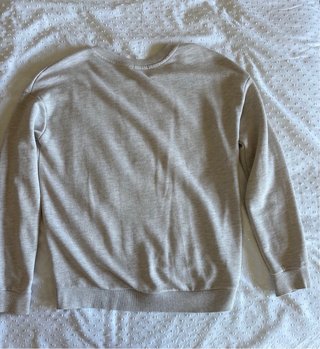 Sudadera beige con mensaje Worth It