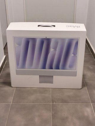 Caja iMac 2025 Apple