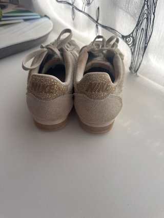 Zapatillas Nike Beige/Gris