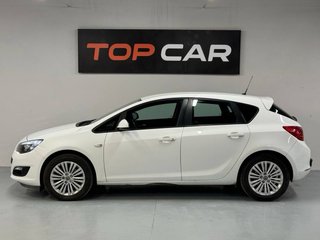 Opel Astra 2015