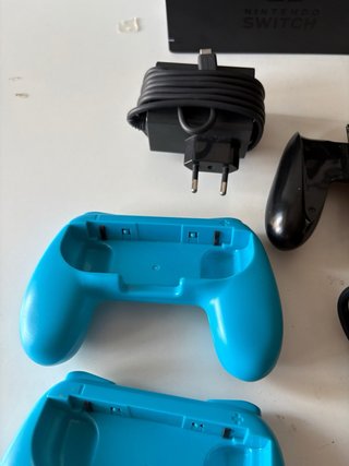 Nintendo Switch OLED Bianco e Blu