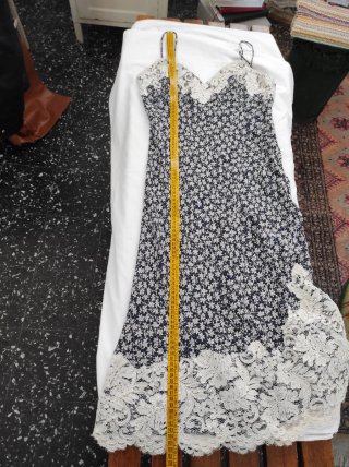 Abito a sottoveste vintage pura seta fiori pizzo