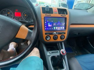 Volkswagen Golf 2004