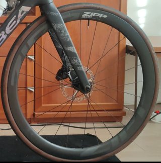 Zipp 303s