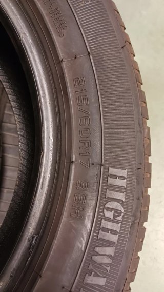 215/60 R17 96H ECOVISION VI-285 HT