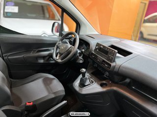 OPEL COMBO 1.6 TD FURGON DOS AÑOS DE GARANTIA