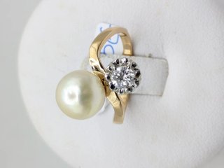 Anillo Oro Blanco Diamante y Perla Tú y Yo