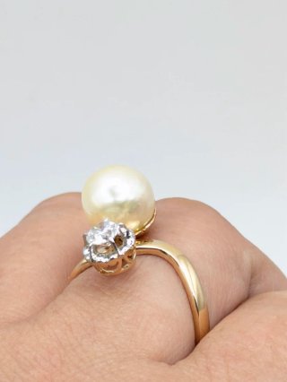 Anillo Oro Blanco Diamante y Perla Tú y Yo
