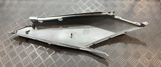 Carenado Trasero Izquierdo Gris Honda Forza 125 K4