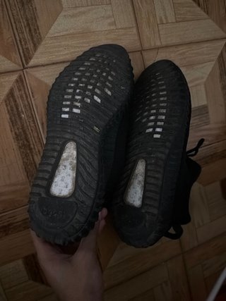 Adidas Yeezy 350 V2 Negras