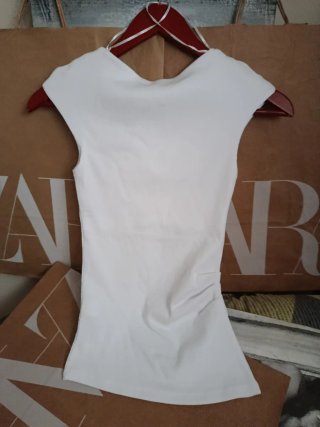Camiseta Zara Blanca Manga Corta