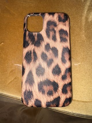 Funda iphone 11 estampado leopardo