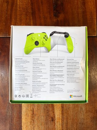 Controller Xbox Series X/S Electric Volt e scatola