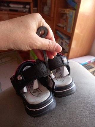 Sandalias niña Jhayber talla 28