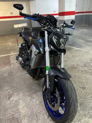 Yamaha MT-09 Negra/Azul