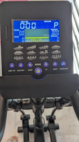 Bicicleta Elíptica BH Negra