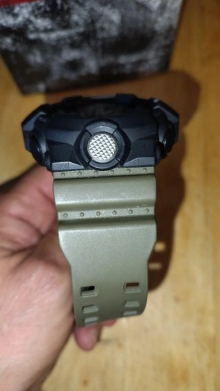Casio G-Shock GA-700