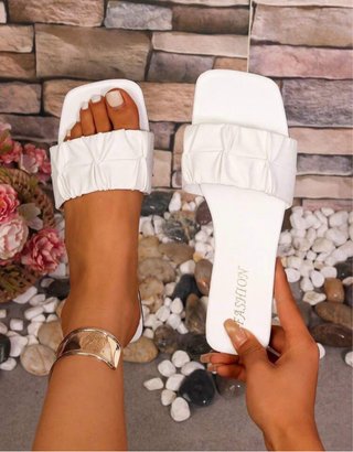 Chanclas blancas mujer