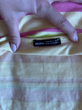 Top de rayas rosa y amarillo