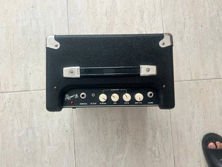 Amplificador Fender Rumble 15