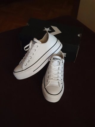 Converse blanco cuero T.37(como un 38)