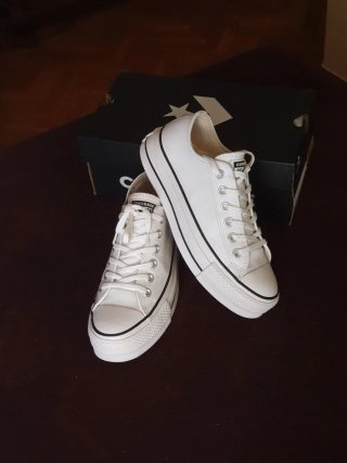 Converse blanco cuero T.37(como un 38)