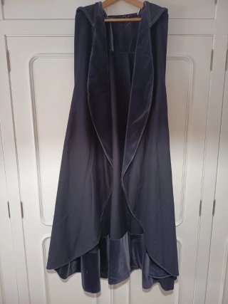 Traje de estudiante mujer completo
