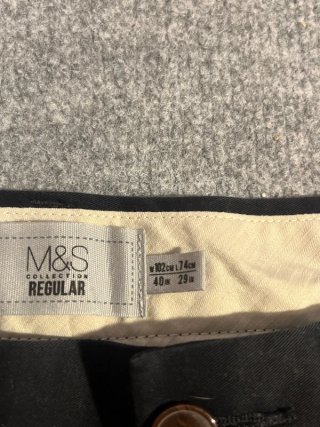 Pantalón de traje M&S Regular Fit Negro Talla M