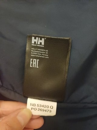 Chubasquero Helly Hansen azul marino mujer