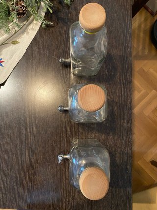Bottiglie di vetro con rubinetto (3 unità)