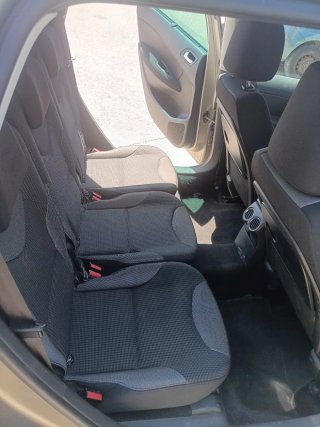 Peugeot 308 2011