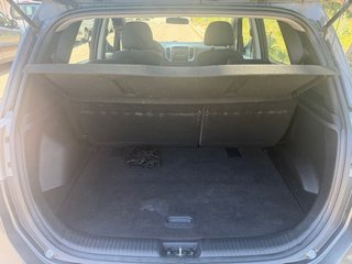 Hyundai ix20 2011 solo 150.000 km UNICO DUEÑO 115€