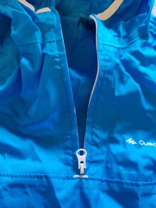 Chubasquero infantil azul