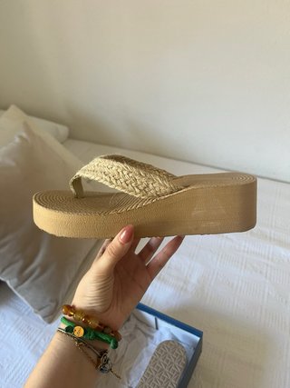 Sandalias de verano beige