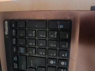 Ordenador portátil ASUS