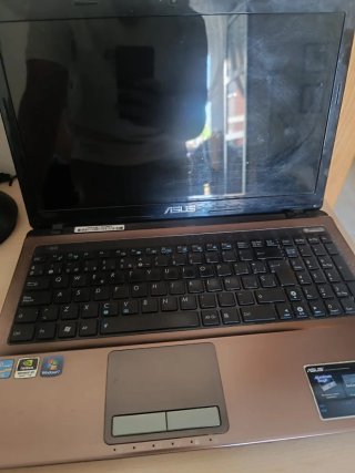 Ordenador portátil ASUS