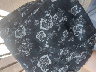 Vaqueros estampados flores