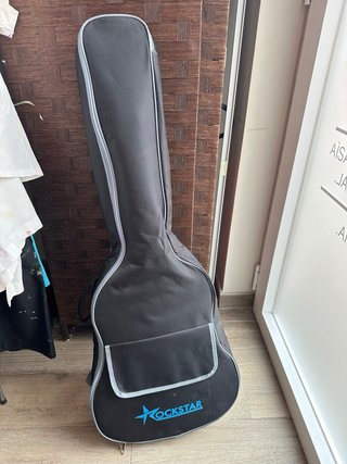 Guitarra Española Seminueva con Funda