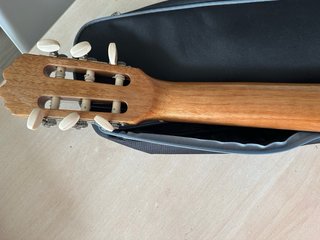 Guitarra Española Seminueva con Funda