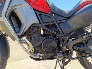 BMW F800GS Roja y Plata