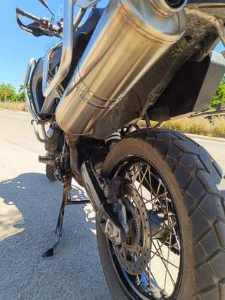 BMW F800GS Roja y Plata