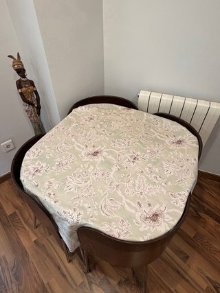 Conjunto mesa y sillas de comedor