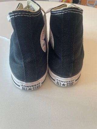 Converse negras talla 39.5 (usadas 1 vez)