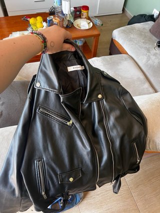 Cazadora cuero negra nueva