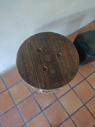 Mesa Librería Rústica para café y sofá