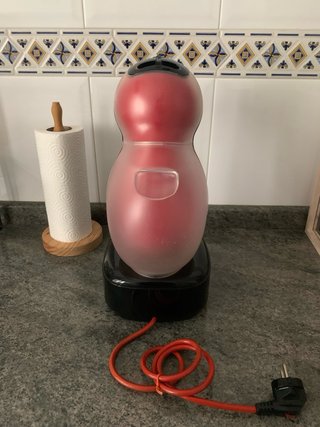 Cafetera Dolce Gusto Delonghi Negra